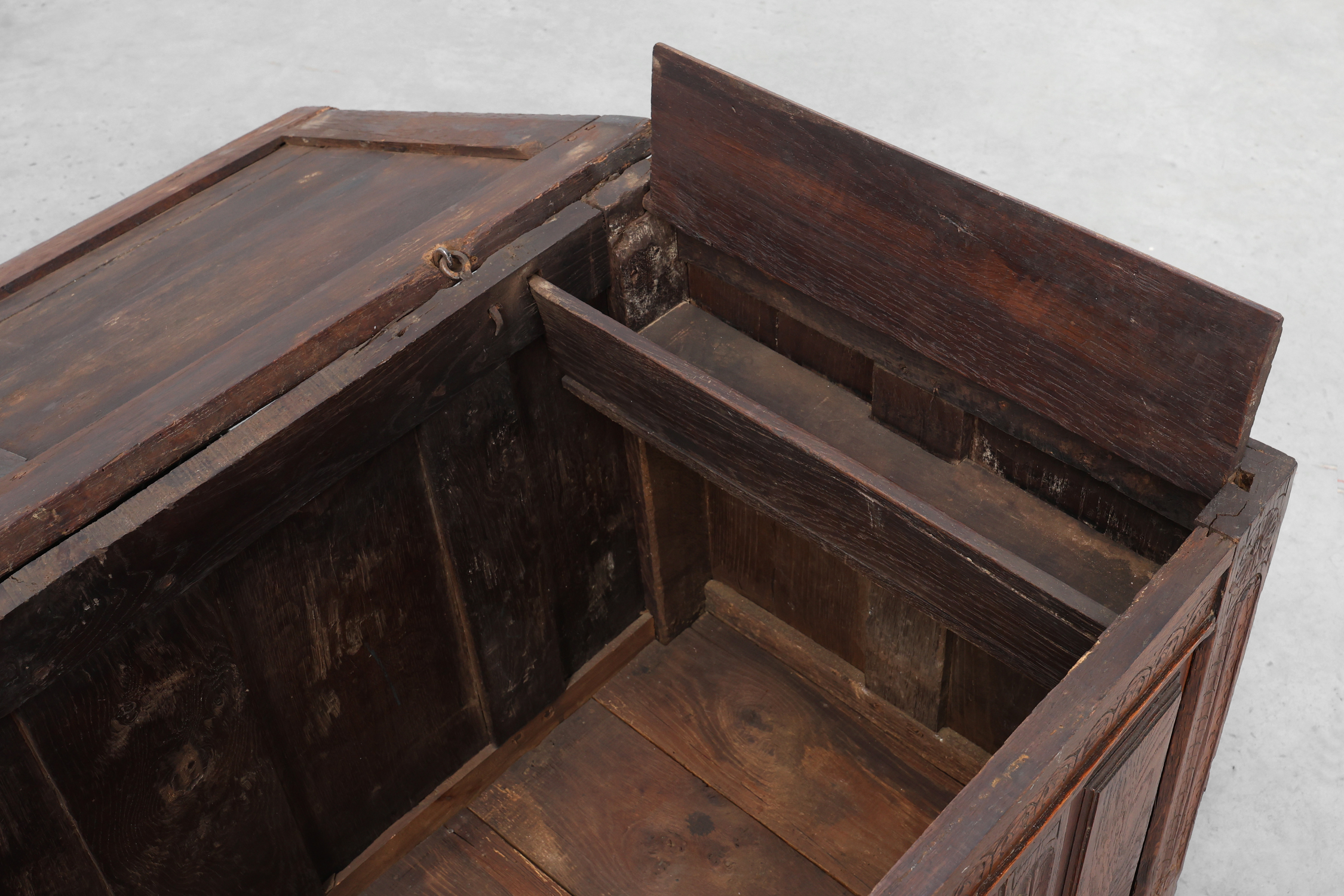 Carved oak blanket chest with linenfold-style panels, Flanders, ca. 17th centurythumbnail